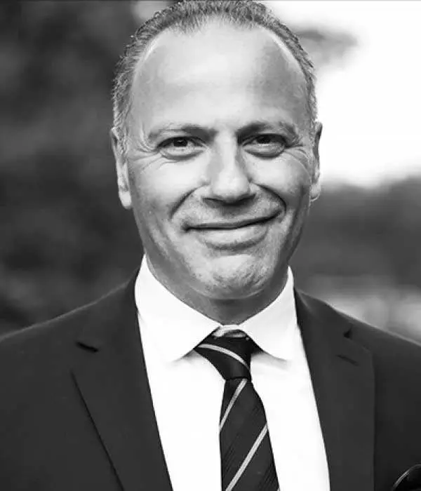 Ömer Memis — Lumar Berater